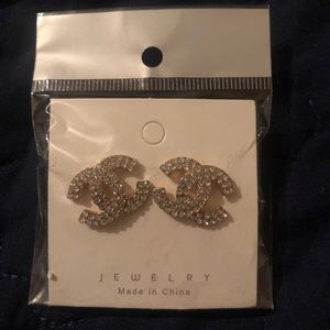 Fashion earrings